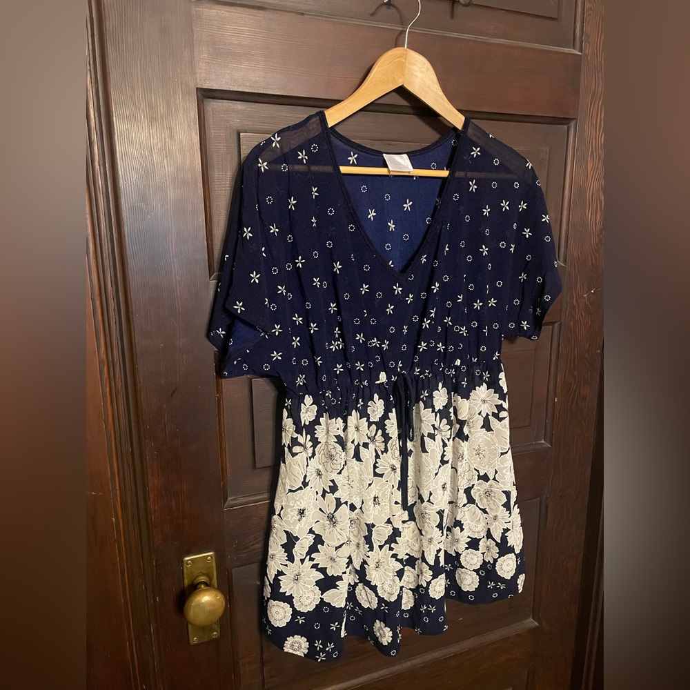 Blue and White Floral Maternity Top- Size XL